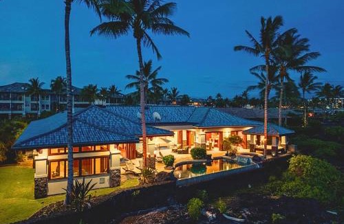 Waikoloa House | KBM Resorts FREE CAR Oceanfront NEW Premium 4 Bedroom Villa with in-home Movie Theater and Private Pool and Hot Tub AC Kolea-Kai-8