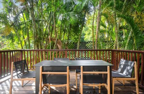 Napili Apartment | KBM Resorts FREE CAR Residences at Napili Bay Massive 3-Bedroom Condo 30 seconds from Napili Bay NPG-C11