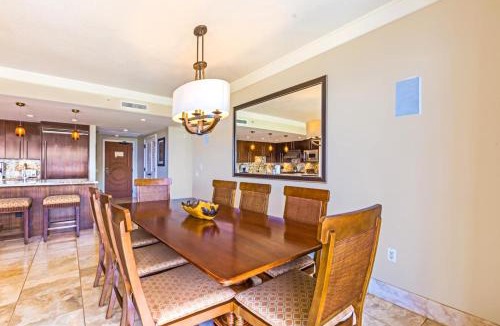 Kaanapali Apartment | KBM Resorts Spacious Ocean View 4-Bedroom Honua Kai Collection Multi Unit Listing Same Floor 2 Free Rental Cars HKH-50424