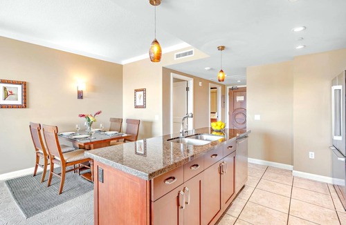 Honokowai Condo | KBM Resorts | Spacious Ocean View 8-Bedroom Honua Kai Collection | Multi Unit Listing | Same Floor | 4 Free Rental Cars! HKK-812/16/20/25