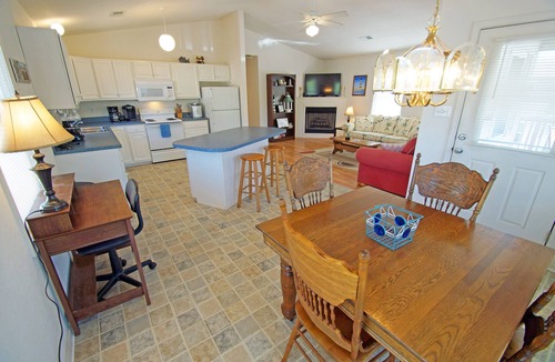 Colington House | KD2035- Cute beach bungalow with 3 bedrooms, and 2 baths, Theatre Room!