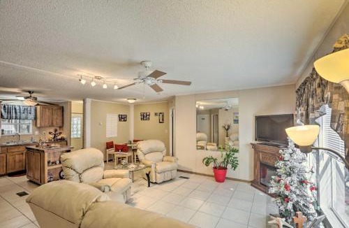 Salem House | Keaton Beach Escape w/Hot Tub < 2 Mi to Shore