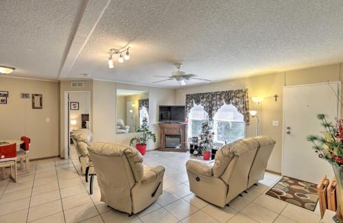 Salem House | Keaton Beach Escape w/Hot Tub < 2 Mi to Shore
