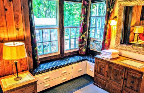 Kehena Beach Estates Bed & Breakfast | Kehena Mauka Nui Club LGBTQIA+ Clothing Optional