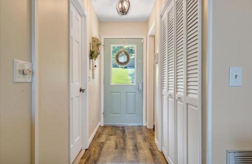 Penhook House | Kelly Kove - Beach Area Sleeps 14, Private Dock, Pet Friendly