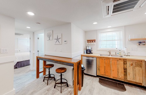 Kitty Hawk Condo | KH3111B: Seas the Day | Walk to Beach | Patio | Kitchenette