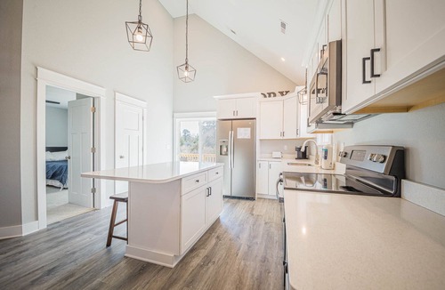 Harbinger House | KIL9118 Kilmarlic Woods Cottage. Golf Resort, Community Pool & Fitness