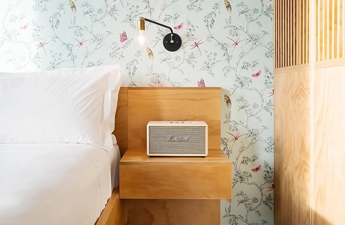East Cesar Chavez Hotel | Kinda Suite at Arrive Austin, Minutes to George Washington Carver Museum!