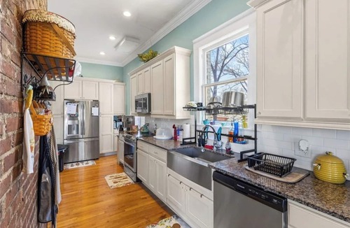 Anderson House | King Bed Retreat | Anderson Home w/Yard and Events