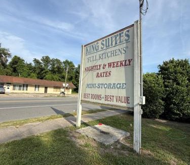 Kingsland Hotel | Kings Suites Near Naval Base I-95 Kingsland