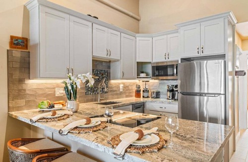 Honokowai Condo | KK 307 OceanFront 2BD Whale Watching Retreat
