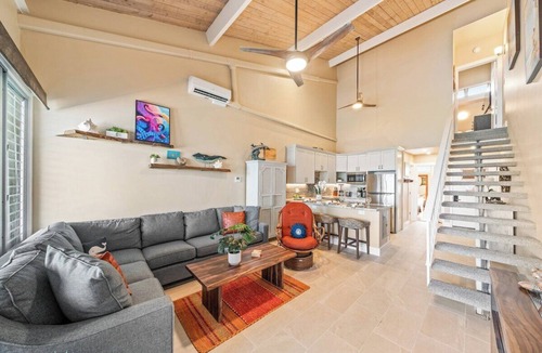 Honokowai Condo | KK 307 OceanFront 2BD Whale Watching Retreat