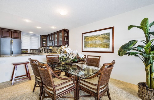 Kahaluu Bay Condo | KKSR#3203 DIRECT OCEANFRONT, 2ND FLOOR, REMODELED, SPECTACULAR VIEWS!
