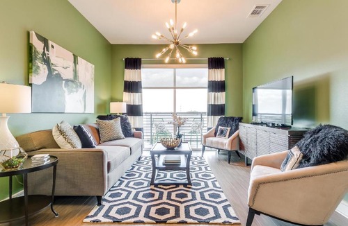 Knox - Henderson Apartment | Knox Park 511