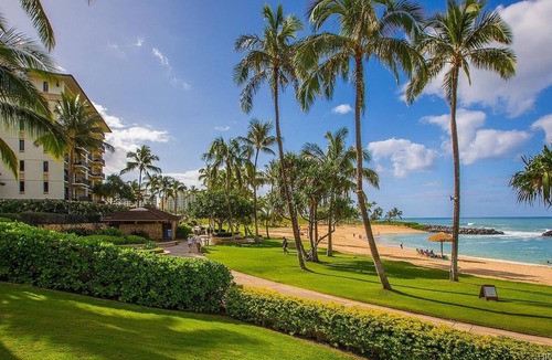 Ko Olina Condo | Ko'olina Beach Villa. Steps to the pool and beach!
