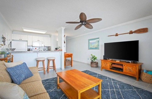 Historic Kailua Village Condo | Kona Reef A-24 - True Oceanfront Condo