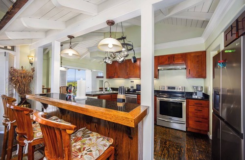 Historic Kailua Village House | Kona Trio: Rent 3 Private Units Together