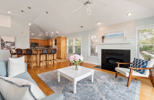 Corolla House | Koselig Kove: Private Pool | Hot Tub | Rec Room