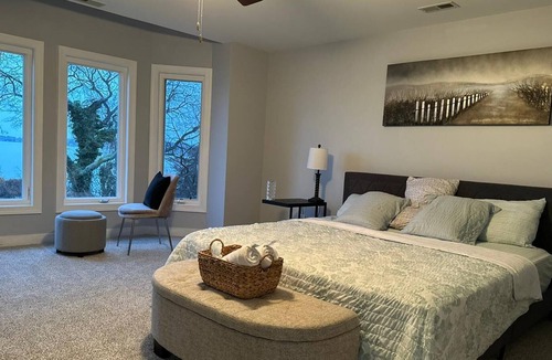 Hampton House | Kosmos Rentals