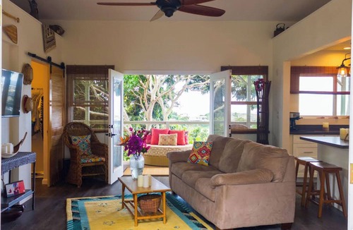 Aiea House | Kt Aloha Awaits You Up On The Hill