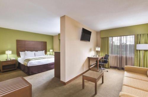 St. Johns Hotel | La Quinta Inn by Wyndham Austin North