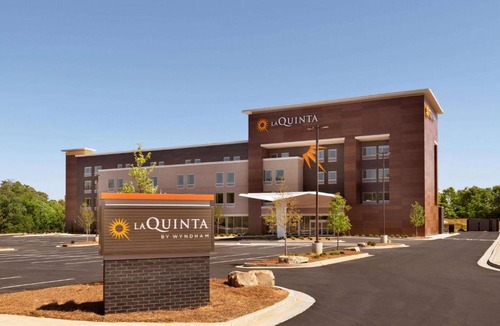 Braselton Hotel | La Quinta Inn & Suites by Wyndham Braselton