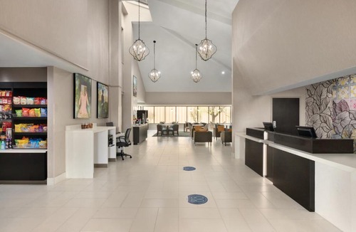 Dothan Hotel | La Quinta inn & suites by Wyndham Dothan