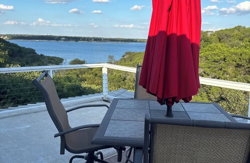 Belton House | Lake Belton Getaway- 5 Beds