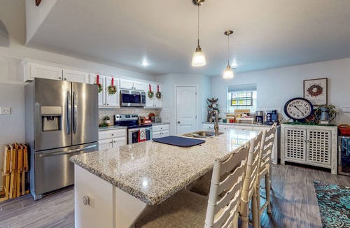 Emory House | Lake Fork Angler’s Basecamp, Steps to Bass Fishing