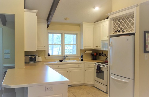 Littleton House | Lake Gaston Lakefront with huge deck, kayaks, SUPs, boat launch nearby