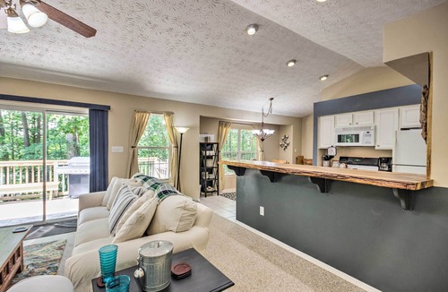 Westminster House | Lake Hartwell Home w/Private Dock - Near Clemson!
