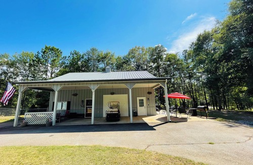 Westminster House | Lake Hartwell House-Dog Friendly-Hot Tub-Private Dock-Optional Pontoon Rental