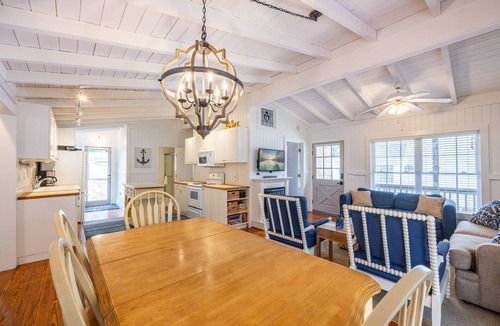 Fair Play House | Lake Hartwell Waterfront Cottage with Game-Room Sleeps 9