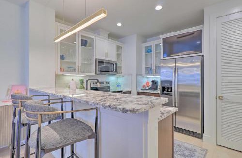 Horseshoe Bay House | Lake LBJ Condo w/Balcony & Shared Boat Docks