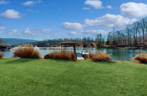 Huddleston House | Lake My Day