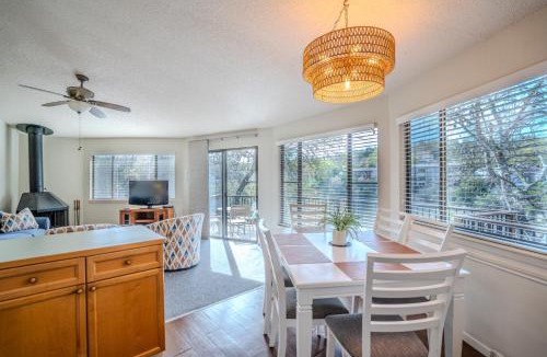 Lakeway House | Lakefront Bungalow - Community PoolHot Tub #11