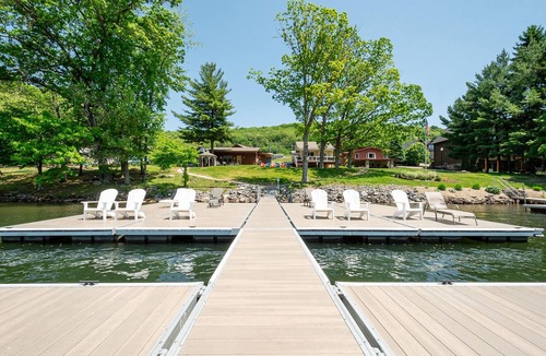 McHenry Cabin | Lakefront Cabin Suite 4-Hot Tub, Full Kitchen