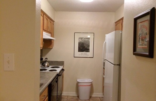 Bucktown Apartment | Lakefront Comfort Close to Downtown
