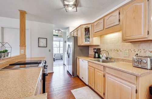 Westminster House | Lakefront Gem w/Games in Westminster!