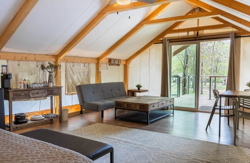 Bastrop Cabin | Lakefront Glamping Safari Tent #10: Prickly Pear