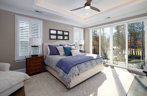 Mayhew House | Lakefront, Heated Pool, Outdoor Kitchen, Gym, Sauna, Gaming Area and more