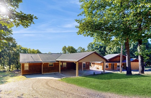 Hoyt House | Lakefront Home, private dock and short walk to beach