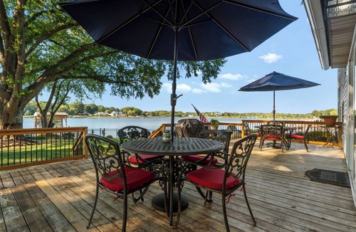 Mount Mourne House | Lakefront Home w/Game Room & Hot Tub | Ponderosa Peninsula by AvantStay