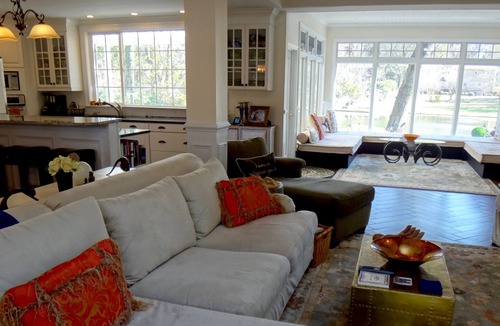 Charleston House | Lakefront Jewel: Infinity Pool, Minutes to Downtown, Beach, Golf & Boat launch