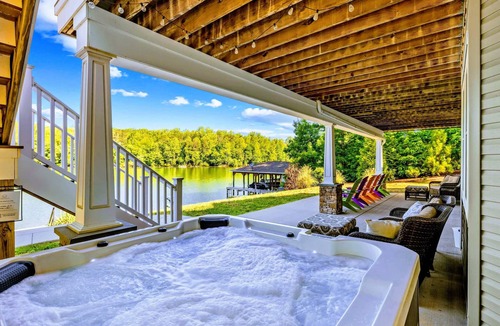 Bumpass House | Lakefront on Lake Anna | Dock, Hot Tub, Game Room