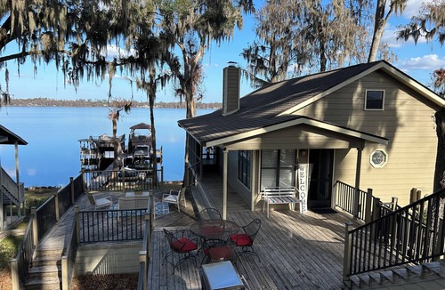 Madison Cottage | Lakefront Retreat: 3 bedroom Home on Cherry Lake in Charming Madison