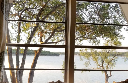 Cisco Cabin | Lakeside Cabin #4 @ Lake Cisco Rentals