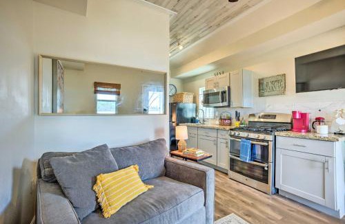Willis House | Lakeside Hideaway Cabin - Rest & Recharge