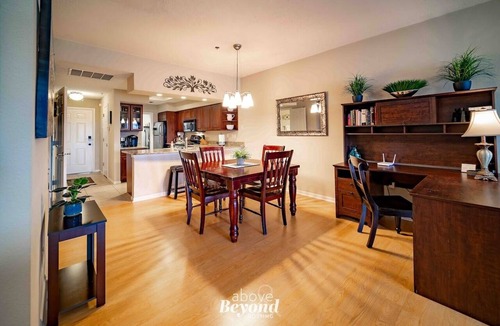 Highland Lake Estates Condo | Lakeview & Pool View on an Island with Sauna & Spa