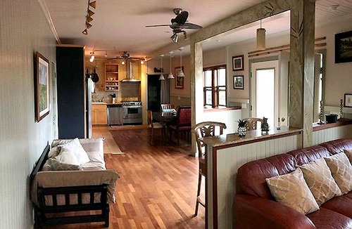 Lanai City House | Lana’i Oasis and Gem, The Artist's House